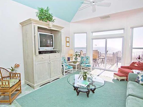 4th image of 48 E Gorrie Dr