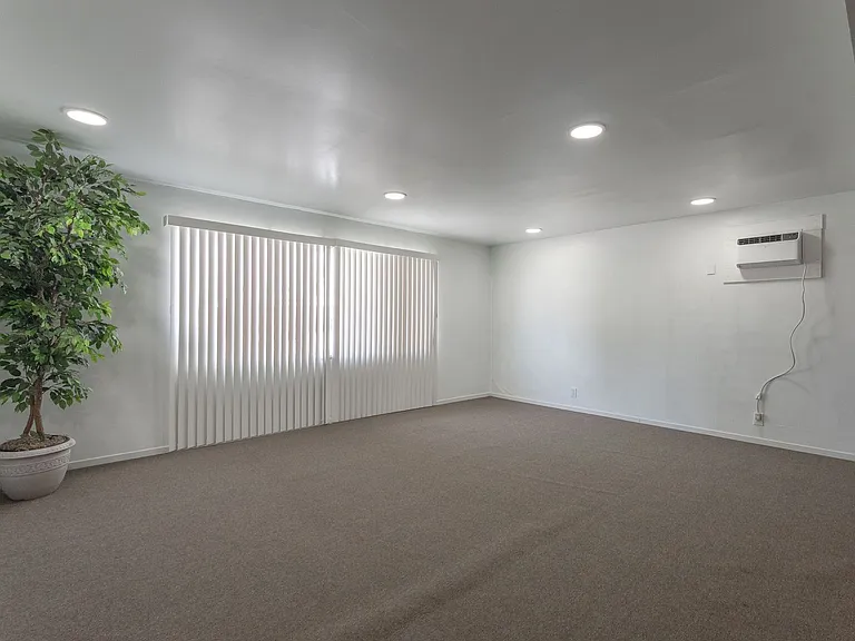 2298 Golden Arrow Dr — Photo 42