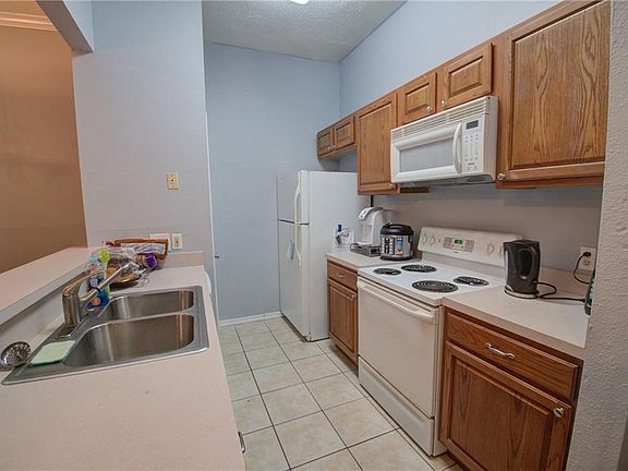 4th image of 2606 Rio Grande St APT 101