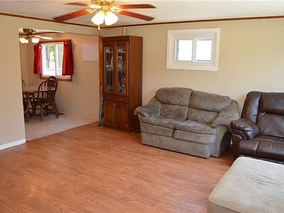 2nd image of 586 Simons Dr