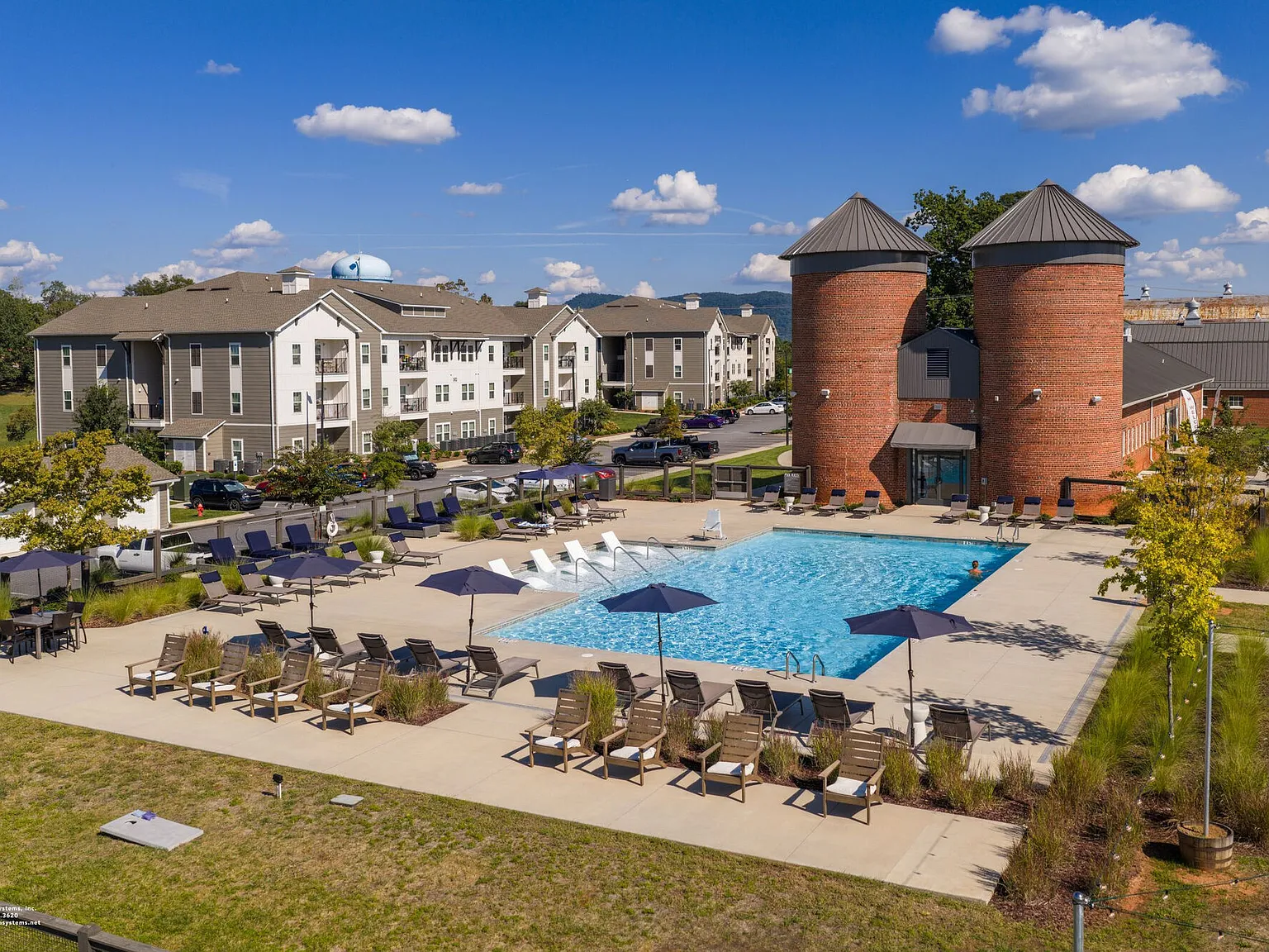 Murphy s Farm Apartments — Photo 4