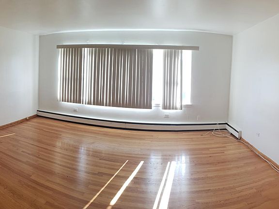 2nd image of 4911 Grand Ave APT 1S