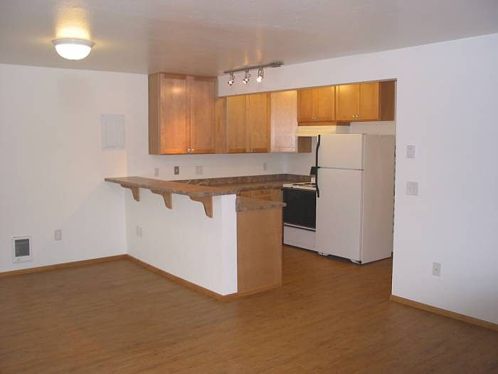 Kitchen & Living Room