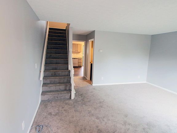 2nd image of 2876-2878 Cranston Dr