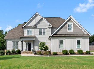 210 Meadow Lake Dr, Youngsville, NC 27596