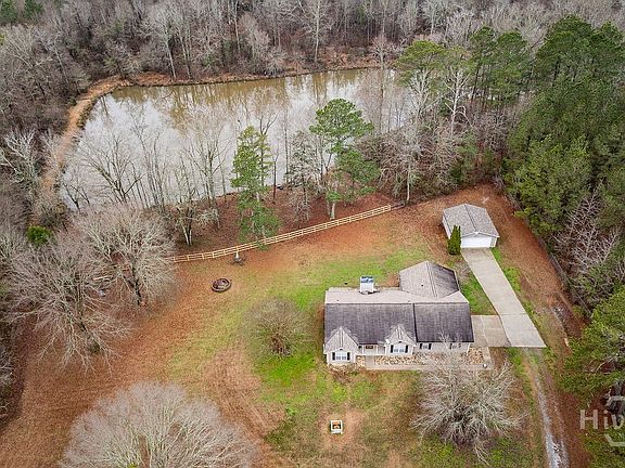 3rd image of 142 Meadow Lakes Drive