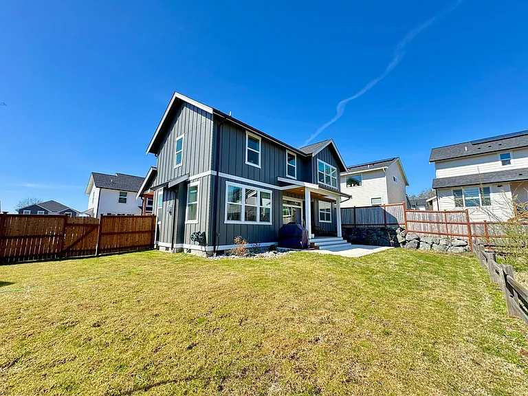 5941 Ranch Loop — Photo 3