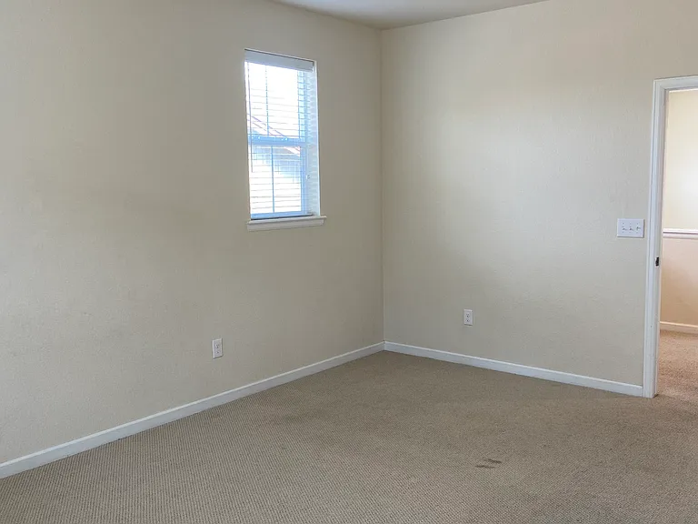 3315 Youngheart Way — Photo 32