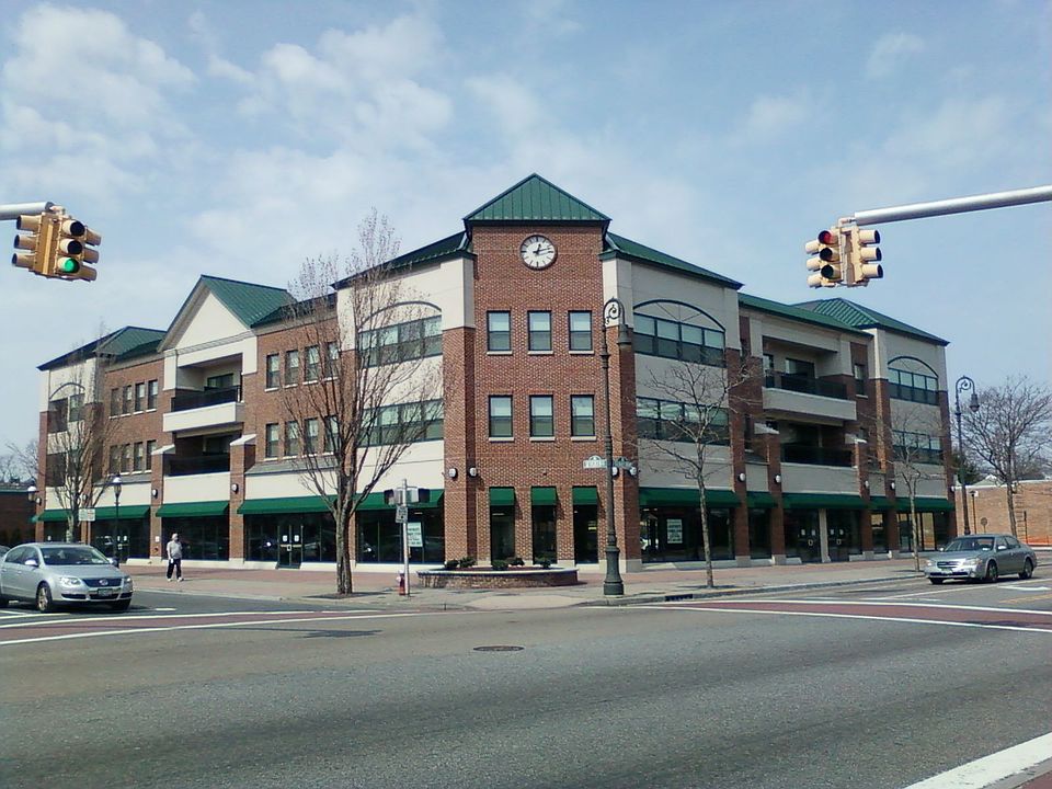 1st image of 191 7th St