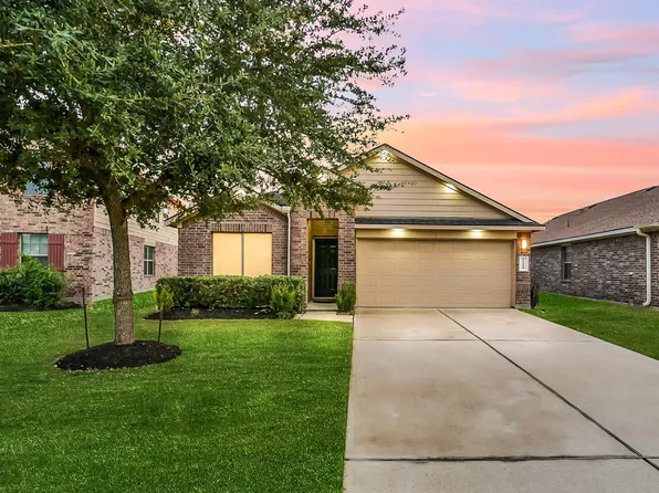 16610 Green Feather Dr, Houston, TX 77049