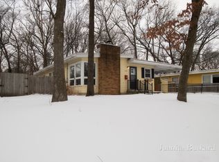 3949 Illinois Ave SW, Wyoming, MI 49509