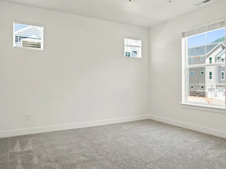 4661 S Poplar Way #R202 — Photo 5