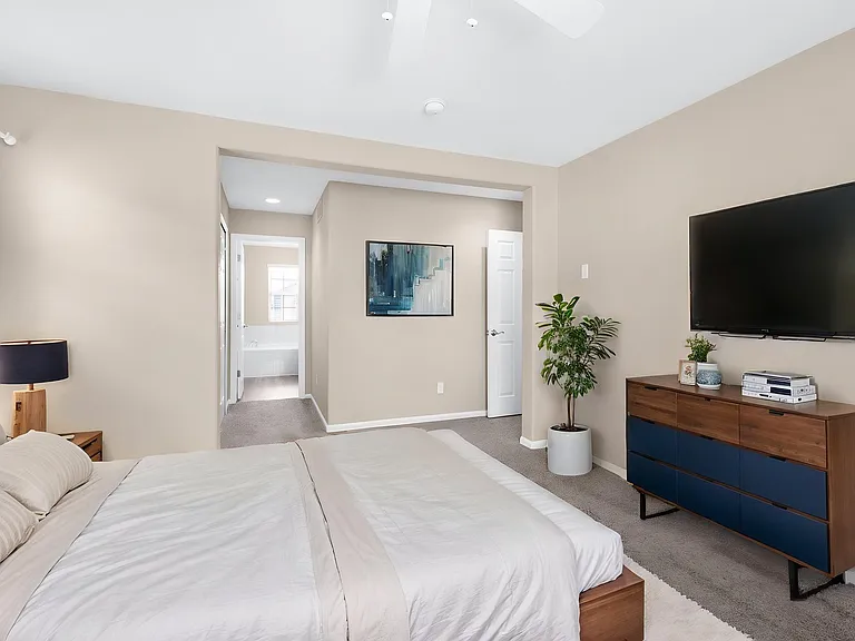 This photo is virtually staged and the home is unfurnished.