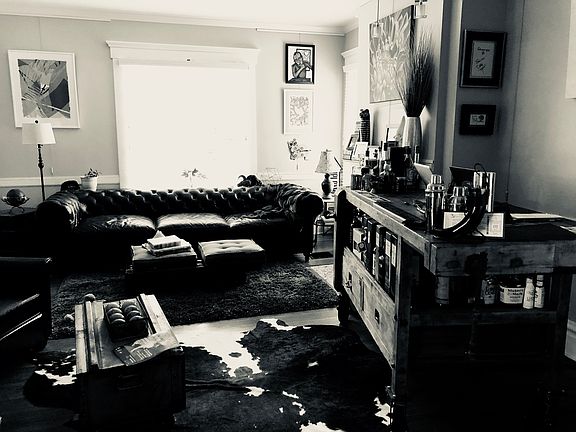 2nd image of 181 N State St
