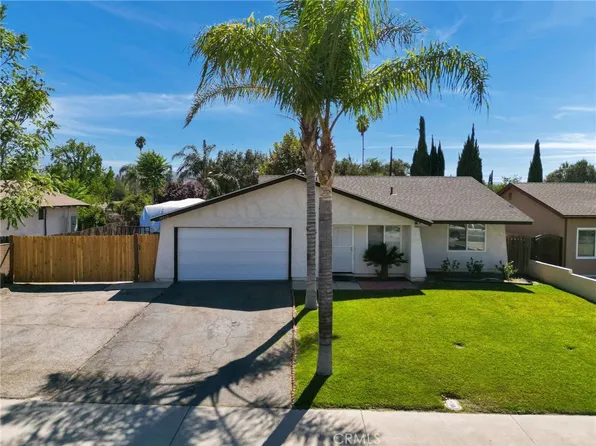 19212 Ranier St, Santa Clarita, CA 91351
