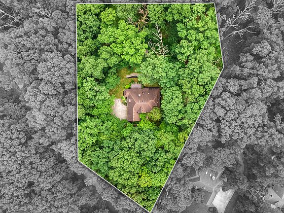 2nd image of 7240 Duncans Glen Dr