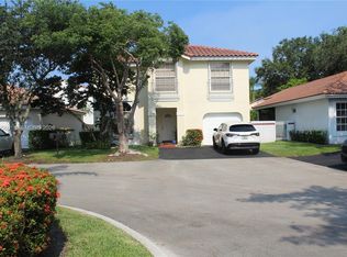 Country Isles Garden Home, Weston, FL 33326