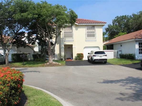 1335 Seagrape Cir, Weston, FL 33326