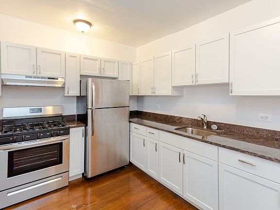 4th image of 7502 N Hoyne Ave #7508-2