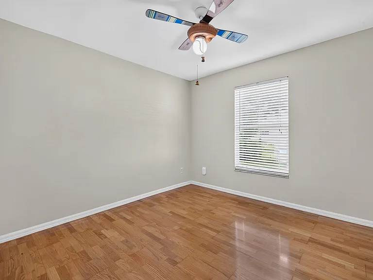1632 SW 43rd Ter — Photo 15