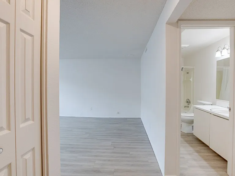 VILLAGE VICTORIAN APARTMENTS - YOUR HOME IS HERE! - UP TO 4 WEEKS FREE! — Photo 19