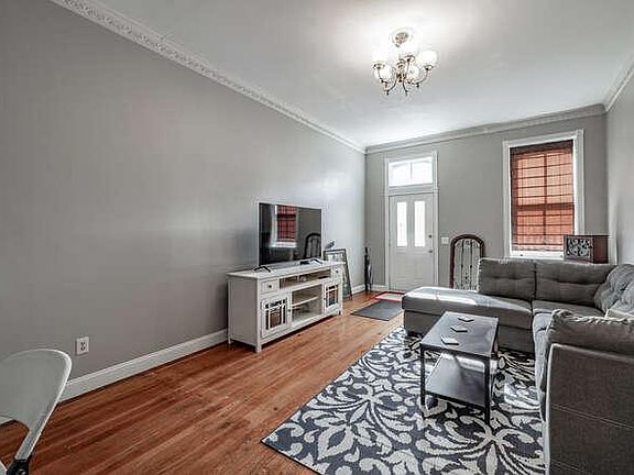 4th image of 1213 Sidney St Floor 1