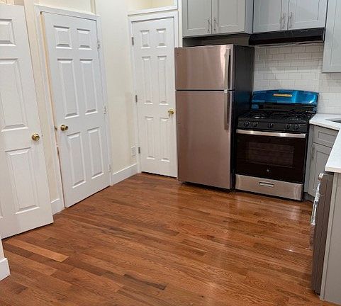 2nd image of 230 E 29th St #1