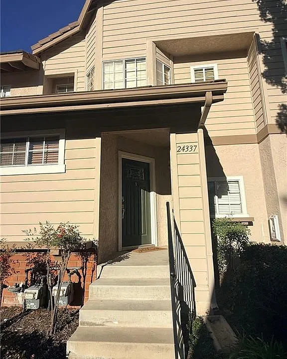 24337 Val Verde Ct