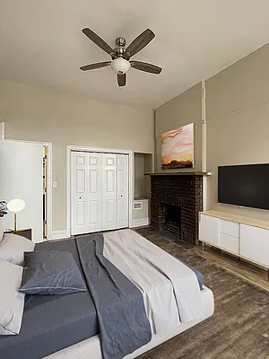 Rented by Compass | media 25