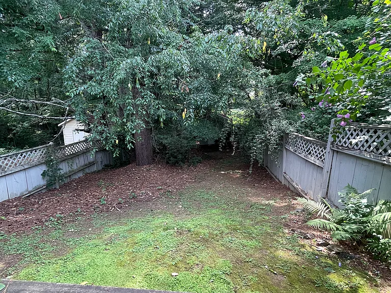 2770 North Ave SE — Photo 12