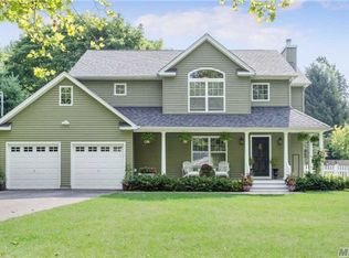 30 Rancher Pl, Huntington, NY 11743