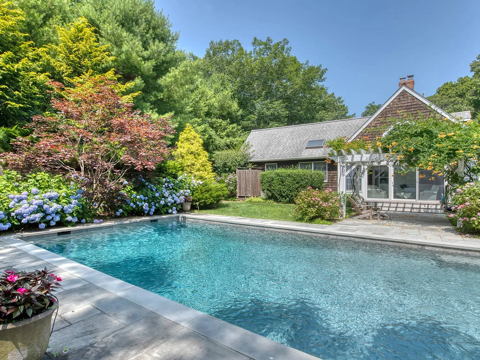 Sag Harbor Rental with Pool — Photo 2