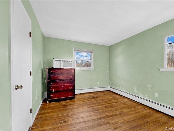5th image of 31 Allison Avenue
