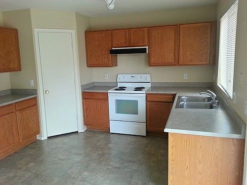 2nd image of 11813 W Sierra St