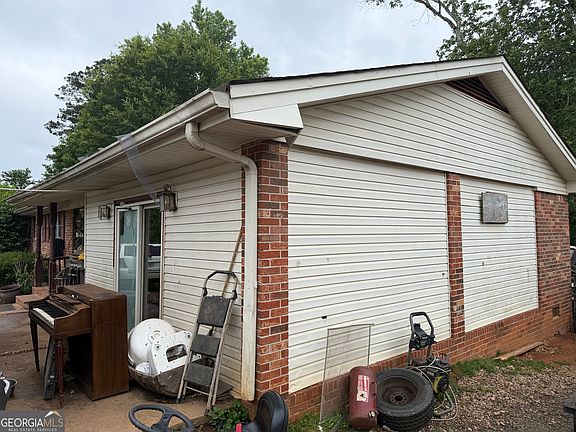 2nd image of 4183 Jade Dr