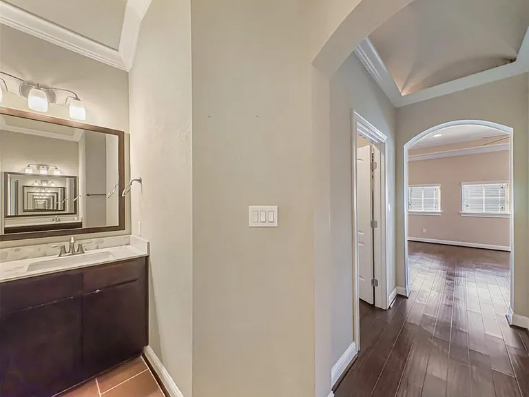6005A Kansas St — Photo 25