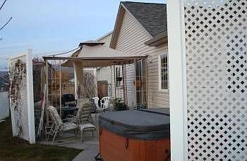 3rd image of 2807 Stratford Ln