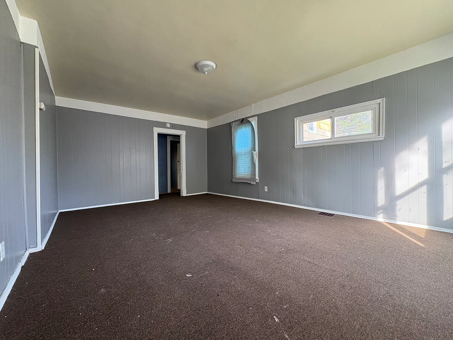 2 bed, 850 sqft, $950 — Photo 3