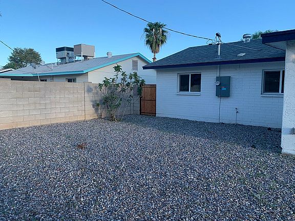 5th image of 3202 E Emile Zola Ave