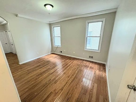 5th image of 138 S Oraton Pkwy Floor 1
