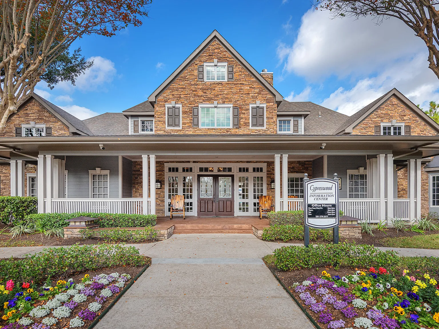 Lodge at Cypresswood Apartments — Photo 1