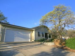 3945 Travona St, Redding, CA 96001