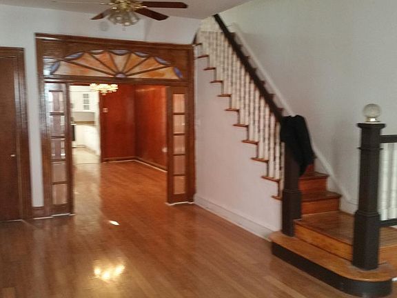 2nd image of 1512 Dickinson St