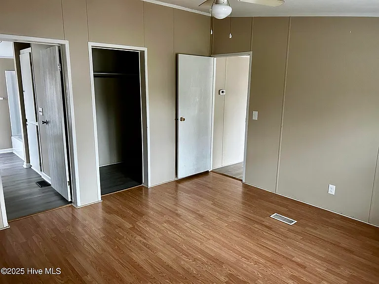 231 Church St — Photo 17
