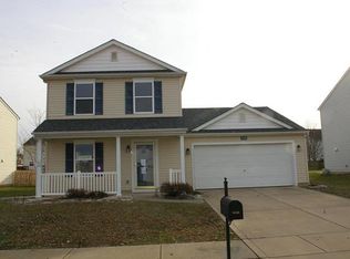 1408 Royal Forest Dr, Mascoutah, IL