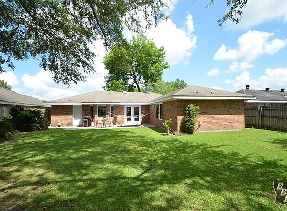 2nd image of 402 Louis Dr