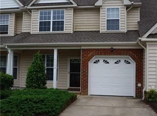 1112 Island Park Cir, Suffolk, VA 23435