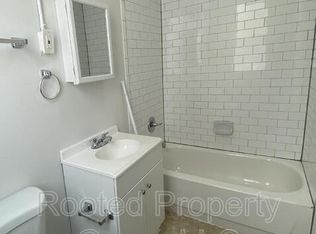 128 6th Ave #1F, Troy, NY 12180