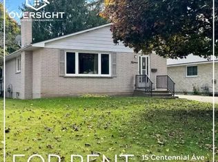 15 Centennial Ave #1A, Tillsonburg, ON N4G 4R5