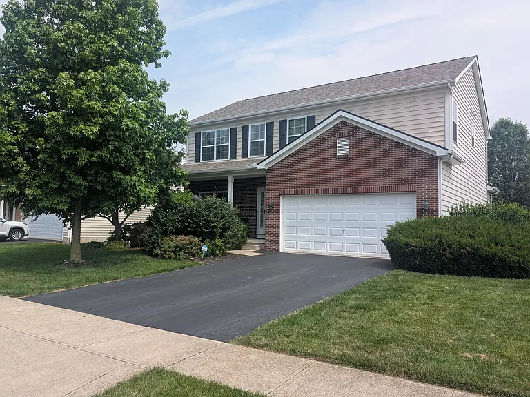 1701 Daffodil Pl — Photo 2